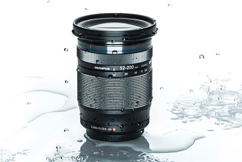 Olympus lanza su objetivo zoom más potente del mercado para cámaras sin espejo.